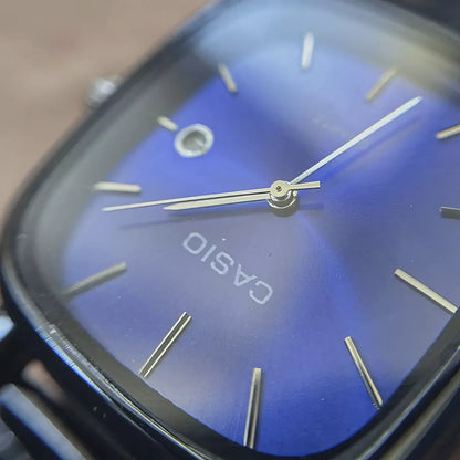 Free C A S I O Luxurious 36mm Watch